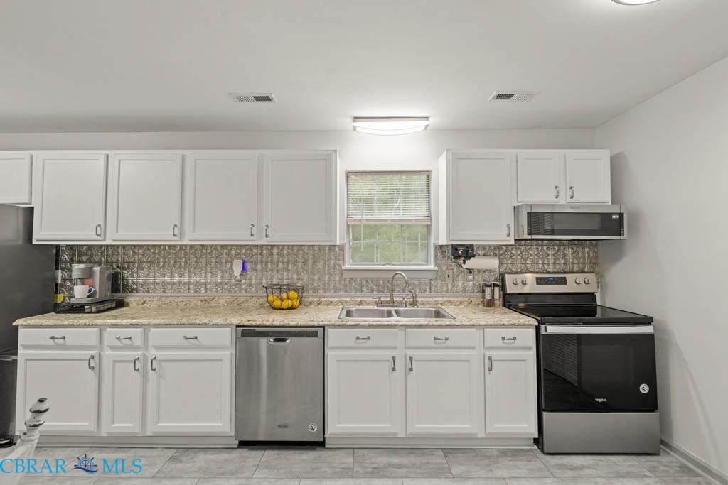 8884 Marlfield Road Gloucester, VA 23061 - Photo 9 of 36 Gallery Image 9