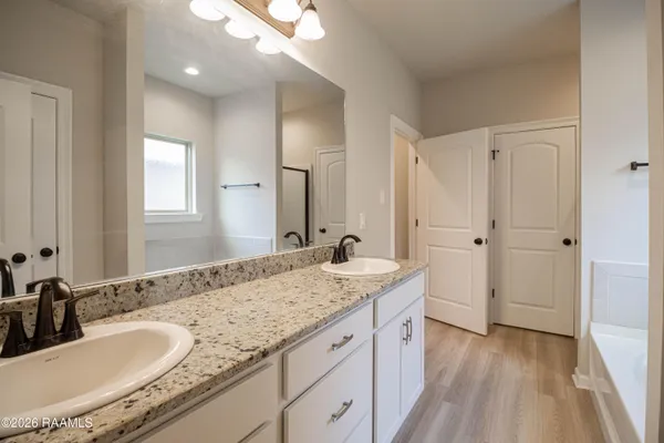 $2,000 | 304 Tall Meadows Lane, Lafayette, LA 70506