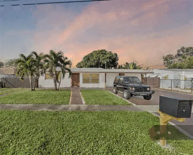 $500,000 | 1541 Southwest 52nd Avenue, Plantation, FL 33317