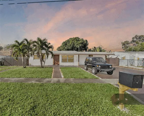 $500,000 | 1541 Southwest 52nd Avenue, Plantation, FL 33317