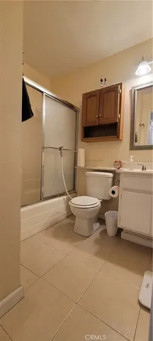 $530,000 | 19221 Sherman Way, Unit 6, Reseda, CA 91335