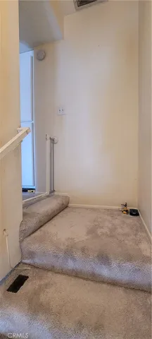 $530,000 | 19221 Sherman Way, Unit 6, Reseda, CA 91335