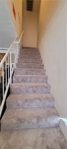 $530,000 | 19221 Sherman Way, Unit 6, Reseda, CA 91335