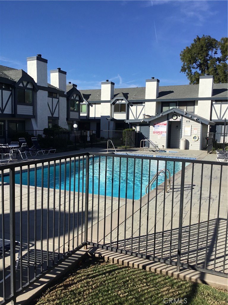 19221 Sherman Way, Unit 6 Reseda, CA 91335 - Photo 8 of 35 pool area