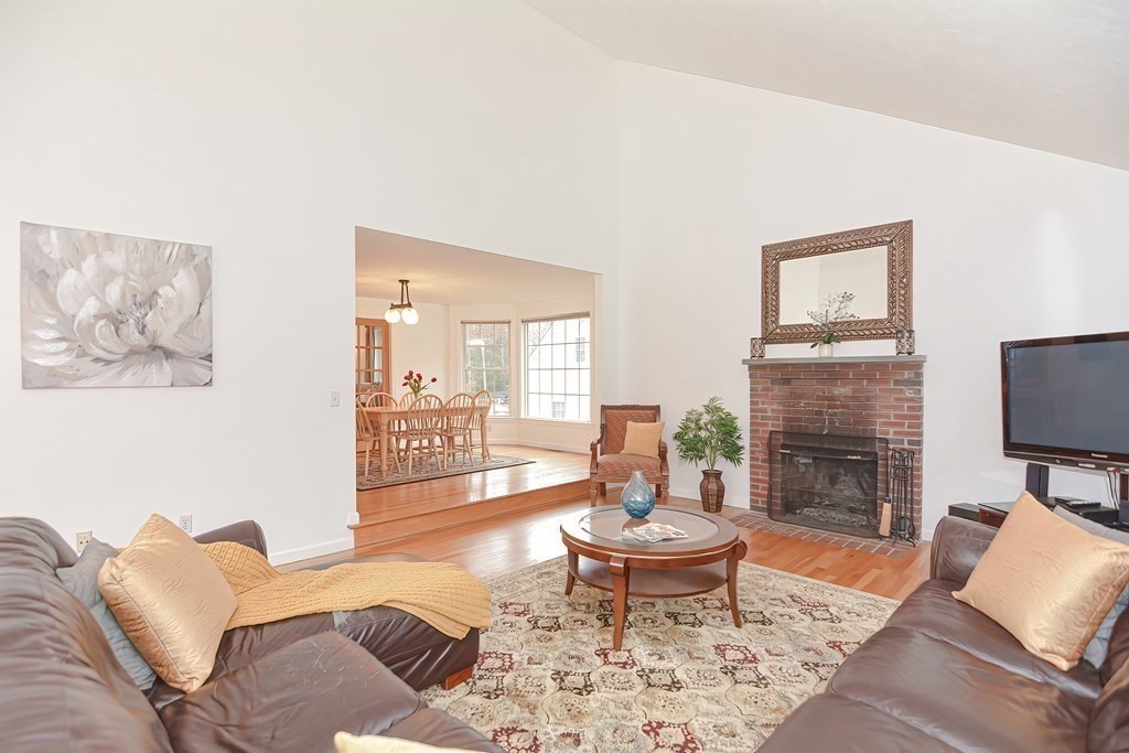 35 Huntsbridge Road North Attleboro, MA 02760 - Photo 14 of 41 Gallery Image 14
