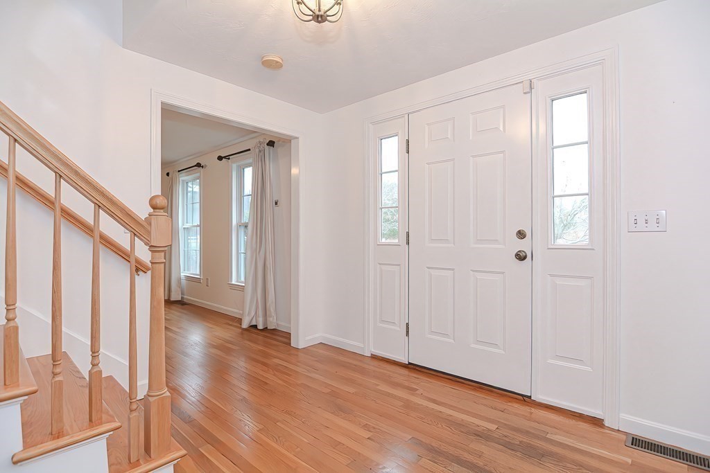 35 Huntsbridge Road North Attleboro, MA 02760 - Photo 23 of 41 Gallery Image 23