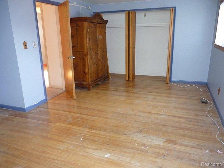 8408 Hampton Road Grosse Ile, MI 48138 - Photo 11 of 24 Hampton Bdrm 1.JPG