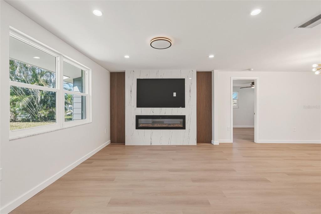 1330 Horizon Road Venice, FL 34293 - Photo 7 of 40 a view of livingroom with an empty space
