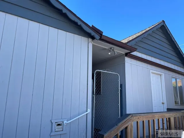 $279,000 | 240 East Valley Road, Challis, ID 83226