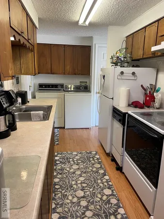 $264,000 | 240 East Valley Road, Challis, ID 83226