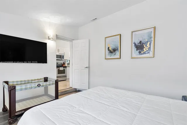 $12,900 | 2541 Northeast 195th Street, Miami, FL 33180