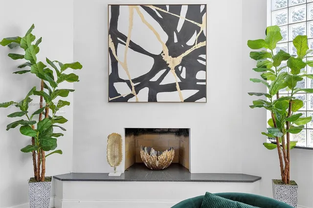 $12,900 | 2541 Northeast 195th Street, Miami, FL 33180