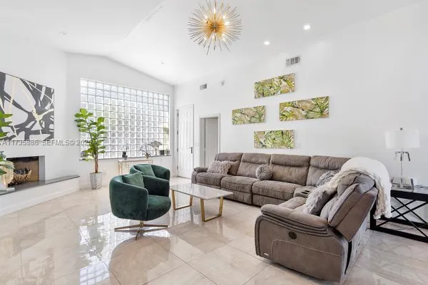 $9,499 | 2541 Northeast 195th Street, Miami, FL 33180