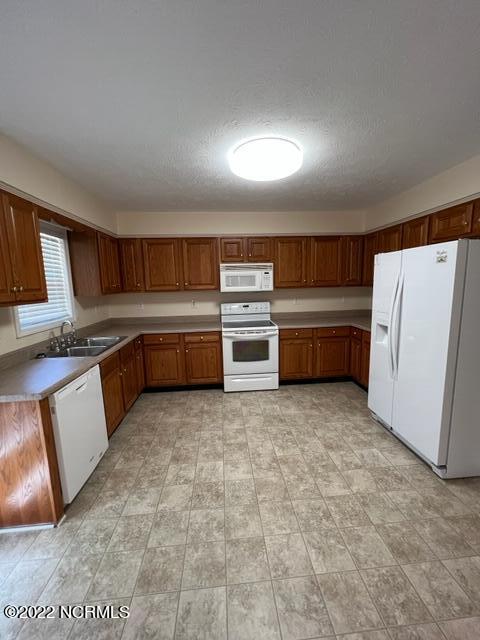 2008 Wheat Street Rockingham, NC 28379 - Photo 3 of 18 Kitchen