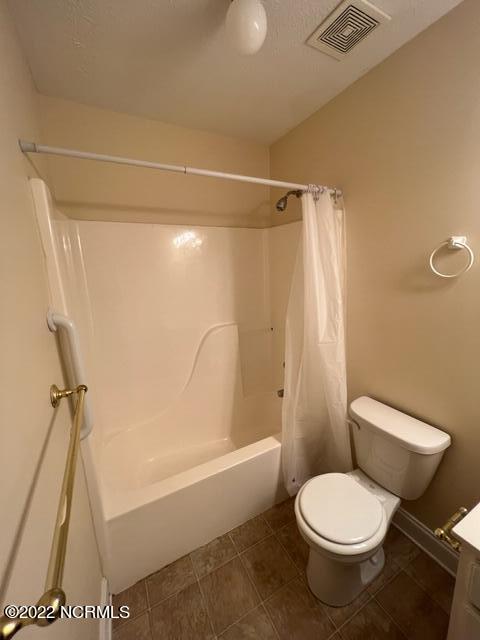 2008 Wheat Street Rockingham, NC 28379 - Photo 9 of 18 Hall Bathroom