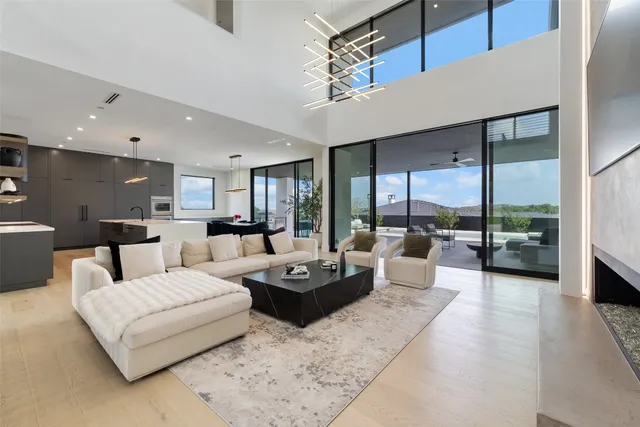 $2,695,000 | 6005 Madrone Tree Lane, Austin, TX 78738