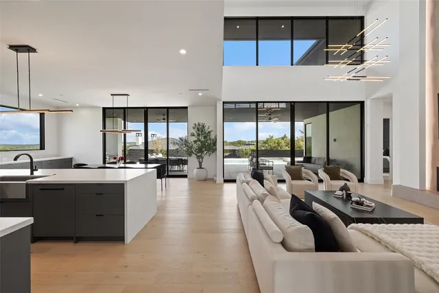 $2,695,000 | 6005 Madrone Tree Lane, Austin, TX 78738