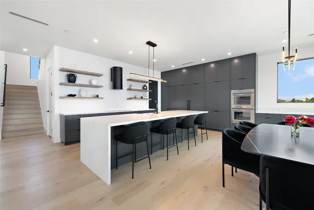 $2,695,000 | 6005 Madrone Tree Lane, Austin, TX 78738