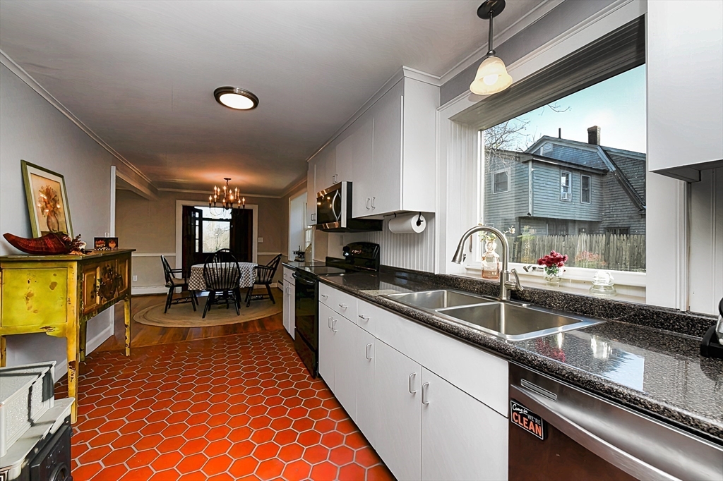 80 Hunters Brook Road Bourne, MA 02562 - Photo 11 of 40 Gallery Image 11
