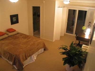 712 Spring Street Sausalito, CA 94965 - Photo 10 of 12 Gallery Image 10