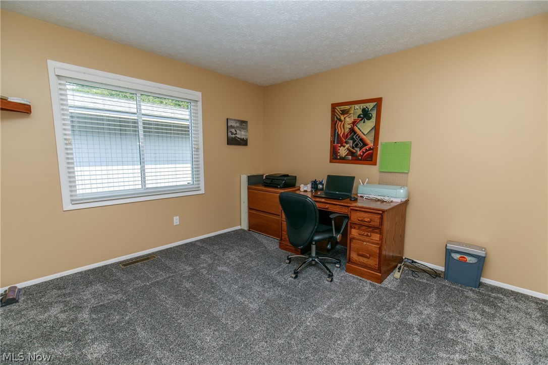 10766 Gate Post Road Strongsville, OH 44149 - Photo 25 of 35 Gallery Image 25