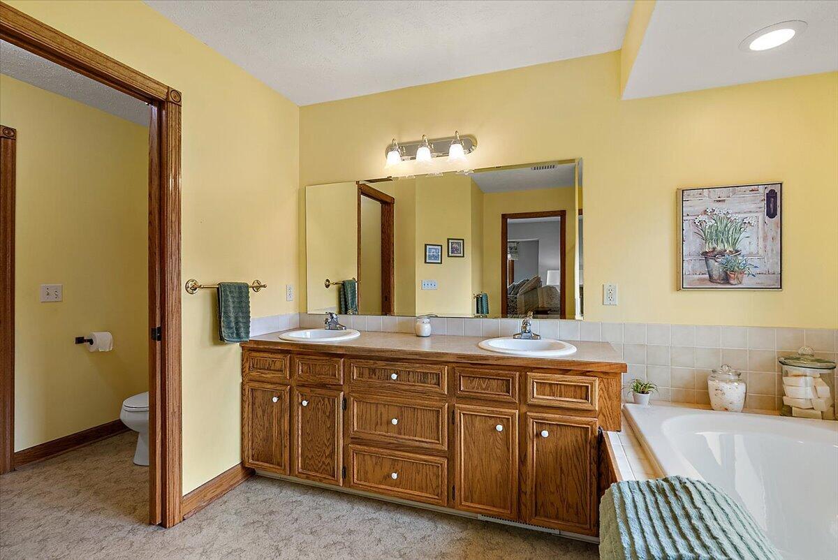 8259 Golfside Drive Jenison, MI 49428 - Photo 25 of 80 61-8259 Golfside Dr-61