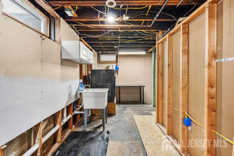 23 Longfield Road New Brunswick, NJ 08901 - Photo 48 of 50