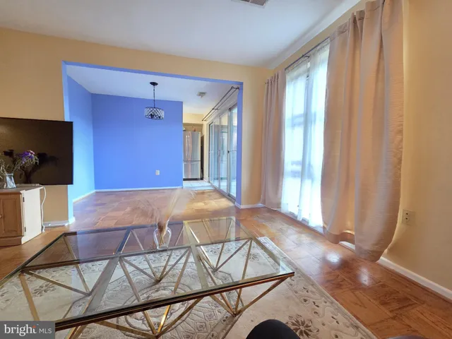 a view of a livingroom with furniture