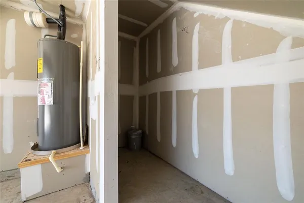 a view of walk in closet