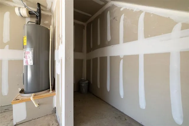 a view of walk in closet