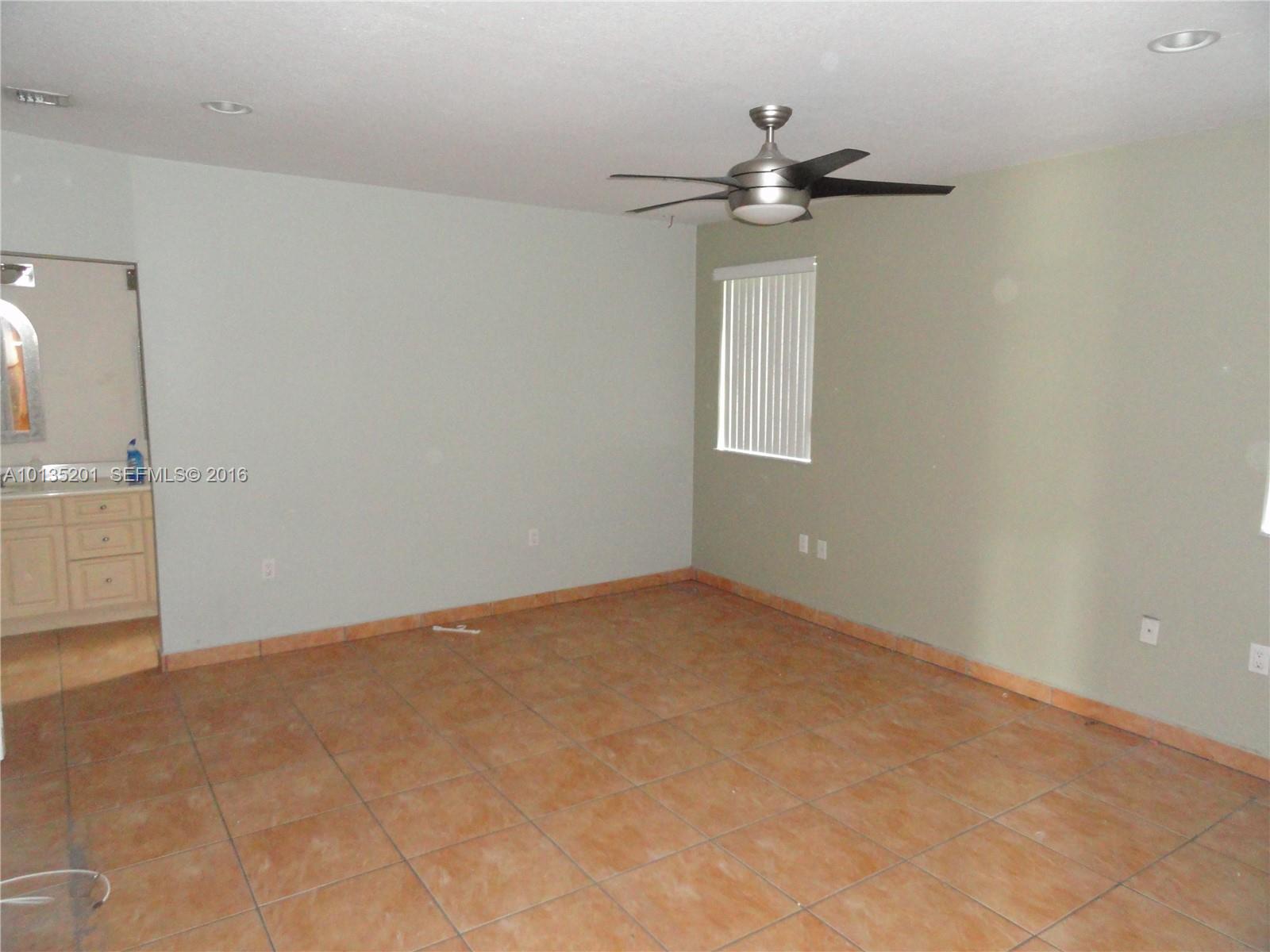 8340 Southwest 29th Street Miami, FL 33155 - Photo 4 of 24 Gallery Image 4
