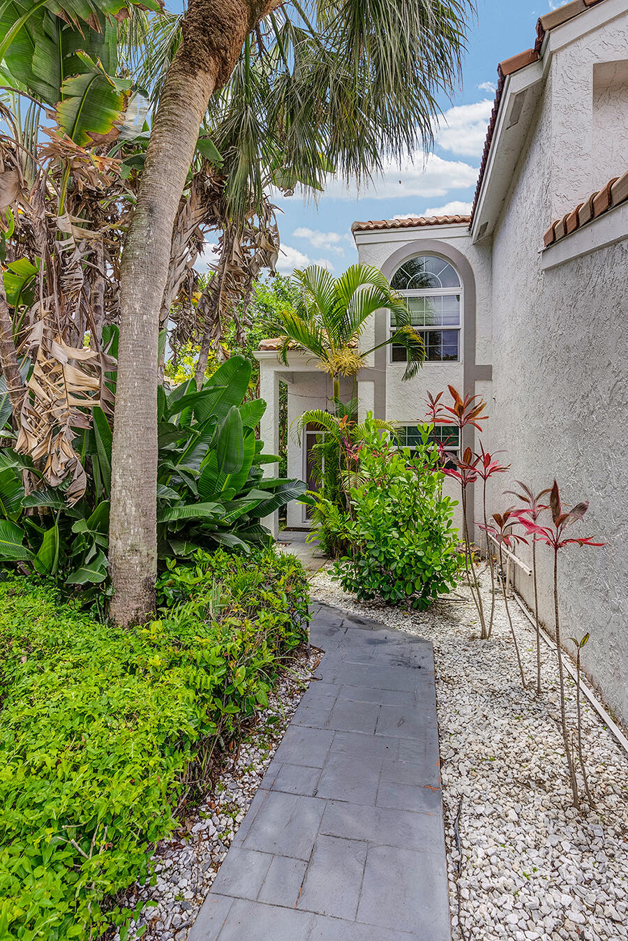 6168 La Vida Terrace Boca Raton, FL 33433 - Photo 10 of 52 DSC05802