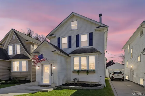 $300,000 | 17 Crosby Avenue, Tonawanda, NY 14217
