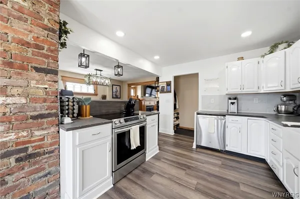 $300,000 | 17 Crosby Avenue, Tonawanda, NY 14217