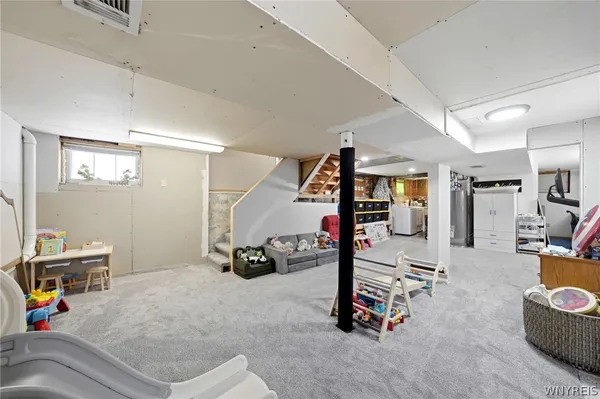 $300,000 | 17 Crosby Avenue, Tonawanda, NY 14217