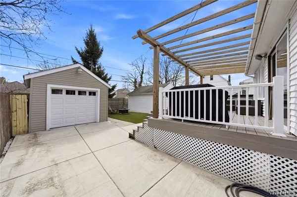 $300,000 | 17 Crosby Avenue, Tonawanda, NY 14217