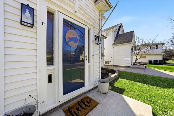 $300,000 | 17 Crosby Avenue, Tonawanda, NY 14217
