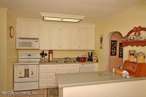 145 Pelican Road St. Augustine, FL 32086 - Photo 7 of 9 kitchen
