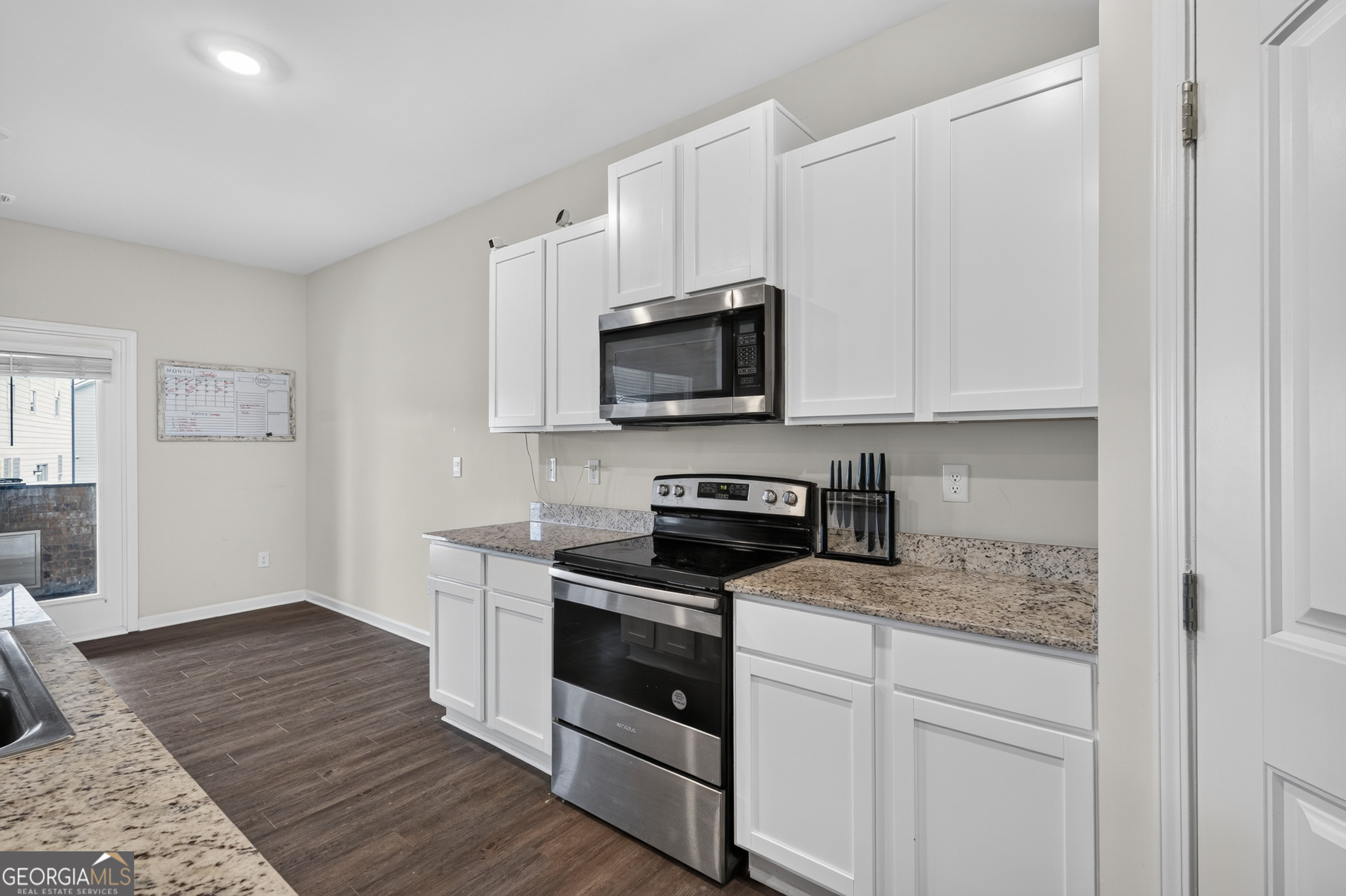 359 Walnut Grove Way Pendergrass, GA 30567 - Photo 7 of 40