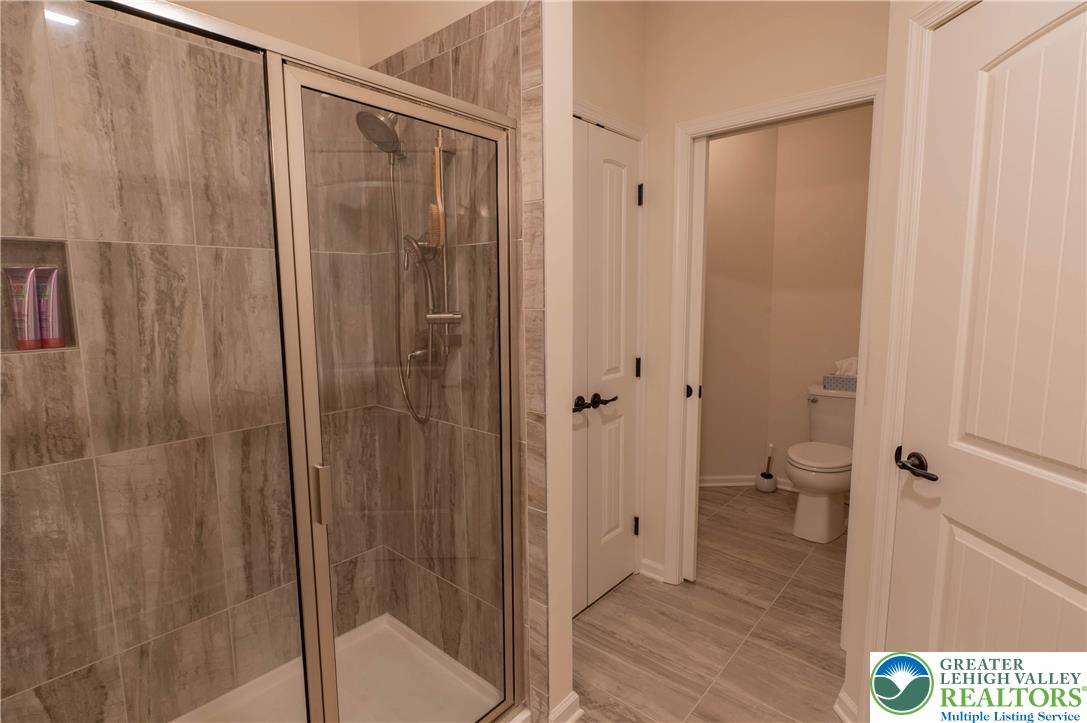 4085 Eveningstar Road Emmaus, PA 18049 - Photo 13 of 20 Gallery Image 13