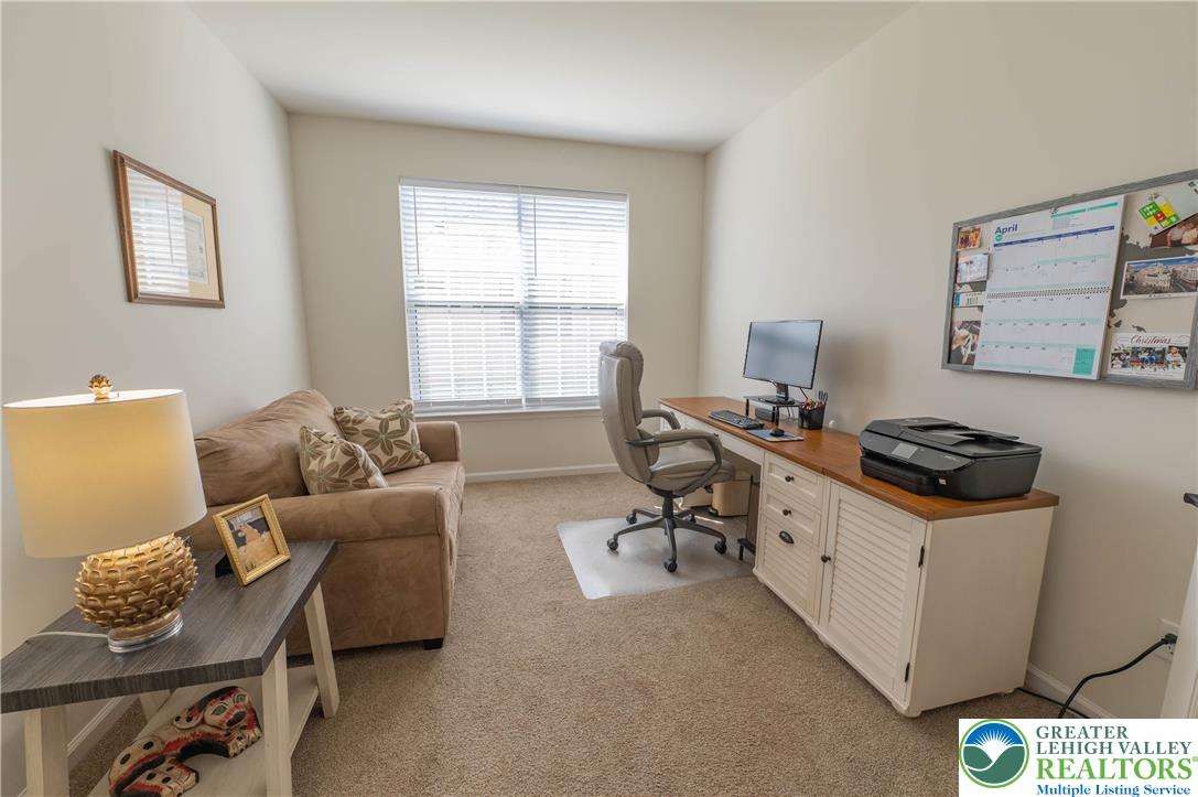 4085 Eveningstar Road Emmaus, PA 18049 - Photo 17 of 20 Gallery Image 17