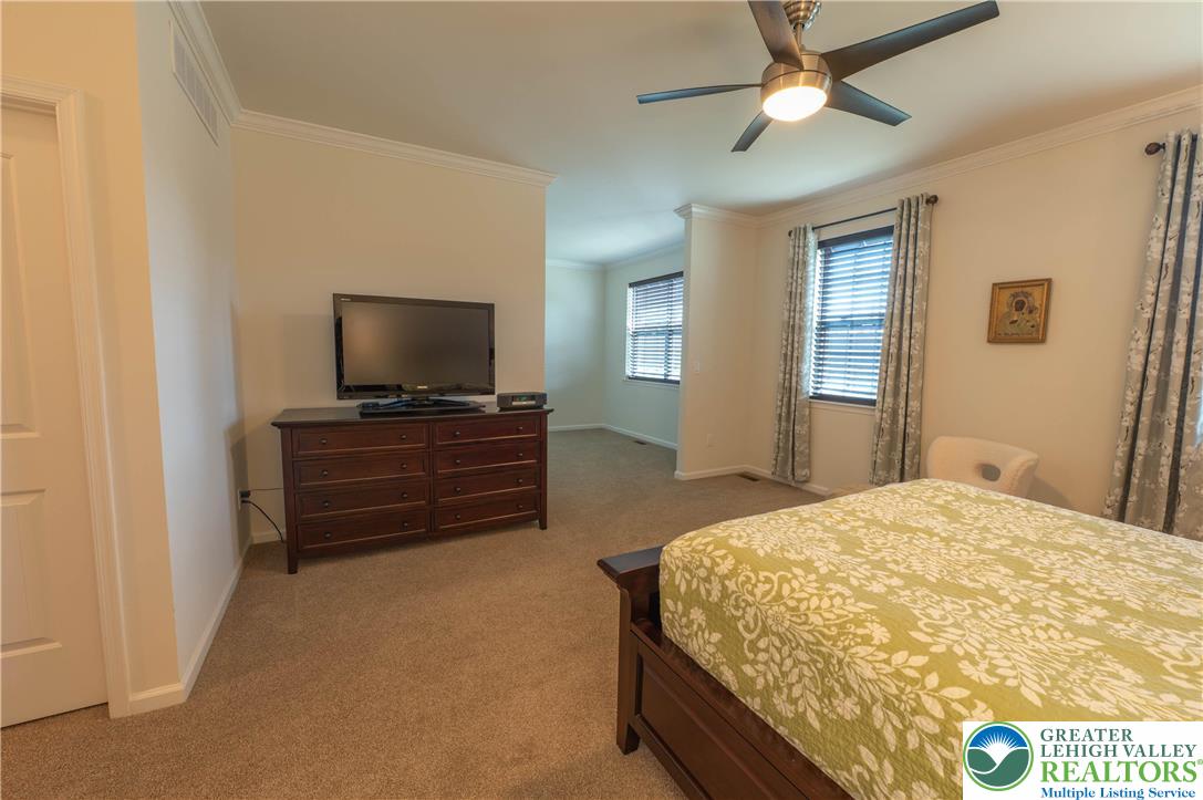 4085 Eveningstar Road Emmaus, PA 18049 - Photo 10 of 20 Gallery Image 10