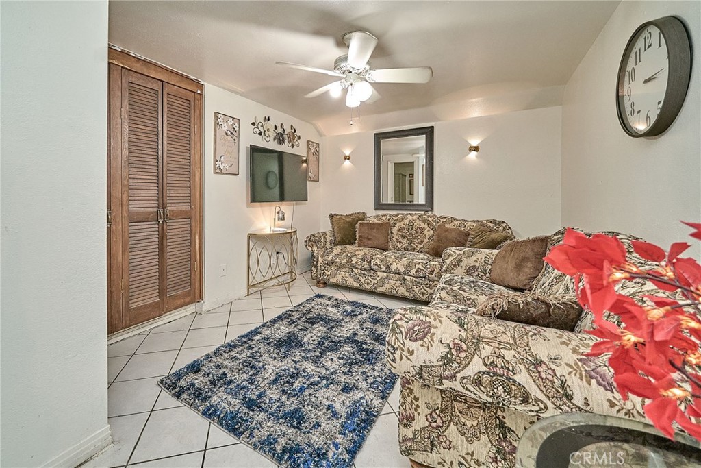 4801 Jackson Street, Unit C Riverside, CA 92503 - Photo 16 of 56