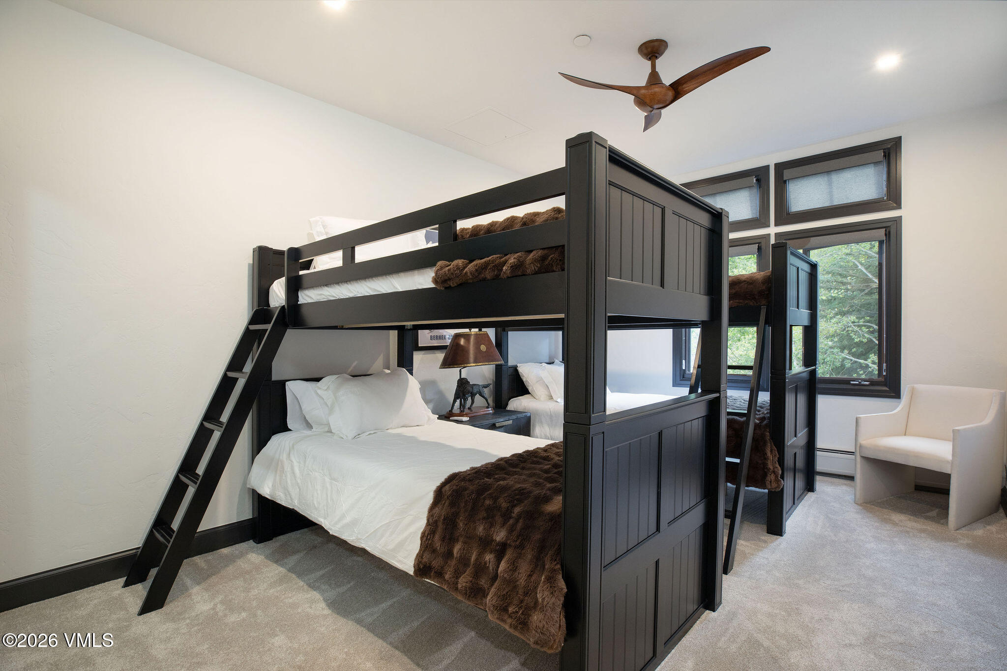 160 Cresta Road, Unit R202 Edwards, CO 81632 - Photo 10 of 13 2608_alpine_202_interior_bunk