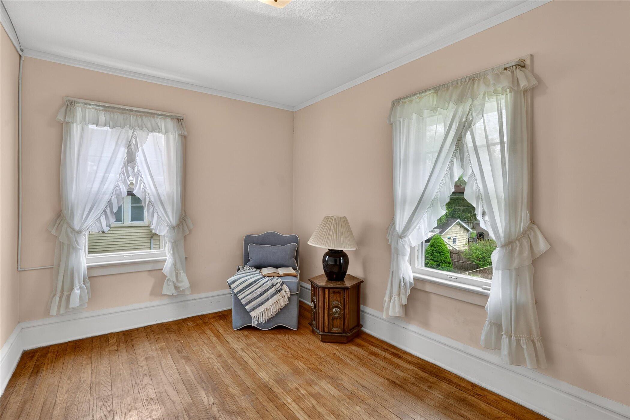747 Crescent Road Jackson, MI 49203 - Photo 29 of 60 29-747-Crescent-Rd-WindowStill-Real-Esta