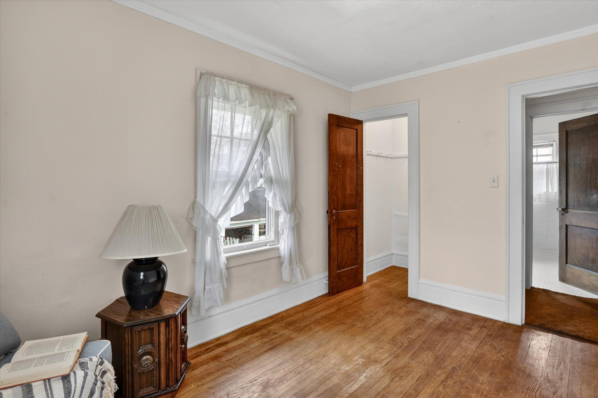747 Crescent Road Jackson, MI 49203 - Photo 30 of 60 30-747-Crescent-Rd-WindowStill-Real-Esta