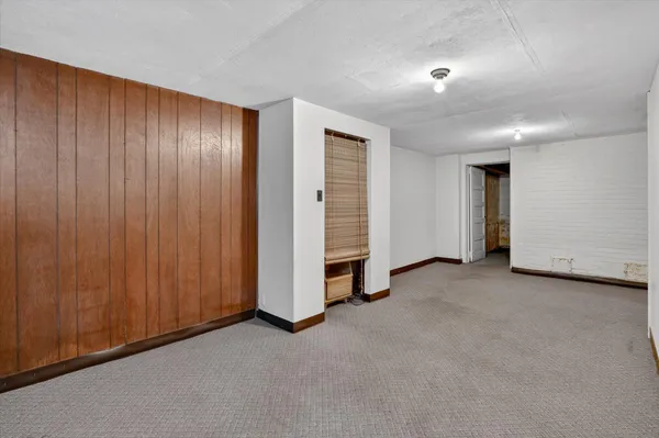 $206,500 | 747 Crescent Road, Jackson, MI 49203