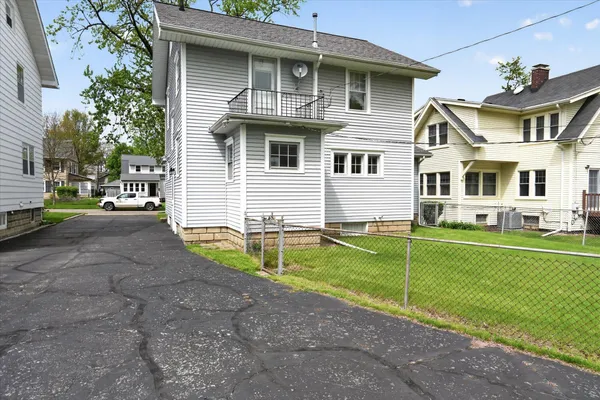 $206,500 | 747 Crescent Road, Jackson, MI 49203