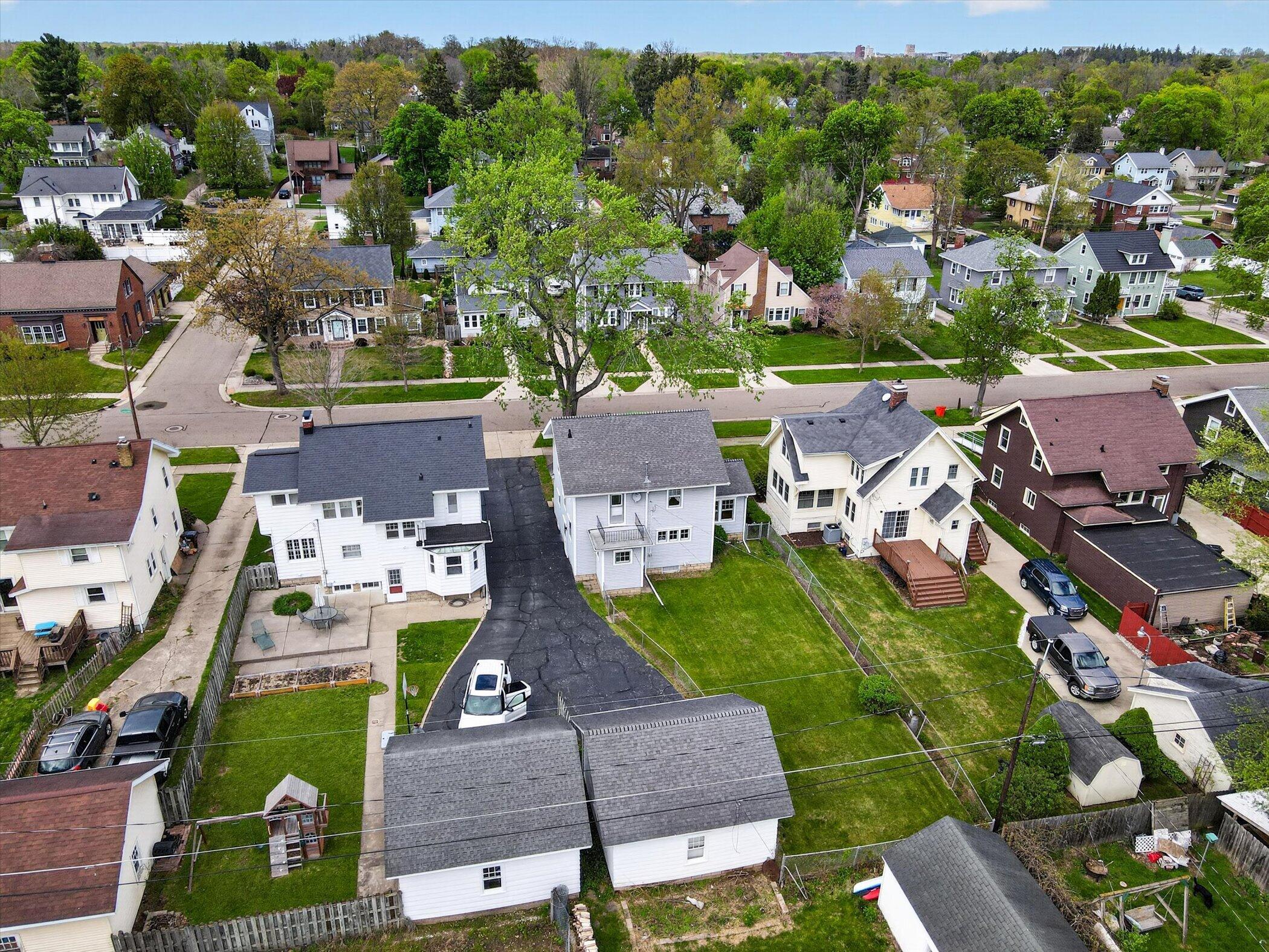 747 Crescent Road Jackson, MI 49203 - Photo 56 of 60 57-747-Crescent-Rd-WindowStill-Real-Esta