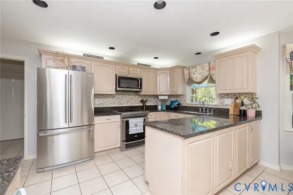 $579,000 | 305 Redbird Drive, Chester, VA 23836